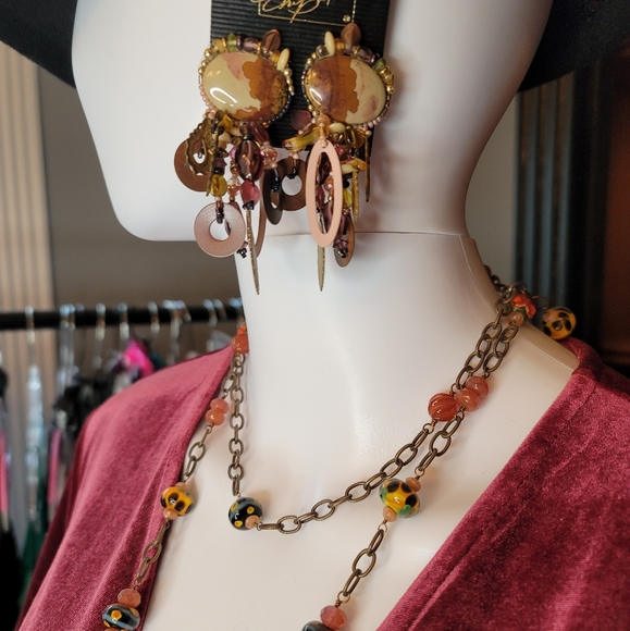 NWT Chipita Rare Beaded Earrings - Picture 6 of 8